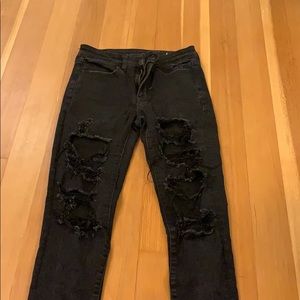 adorable ripped american eagle skinny jeans